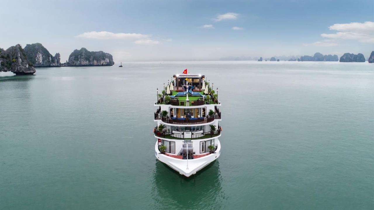 Amanda Cruise Ha Long Bay Hotel Exterior photo