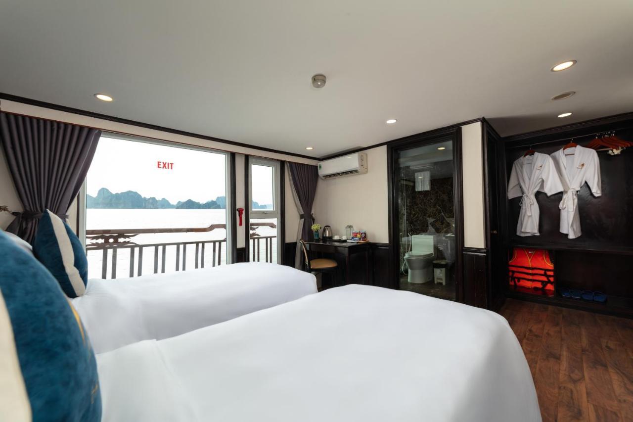 Amanda Cruise Ha Long Bay Hotel Exterior photo