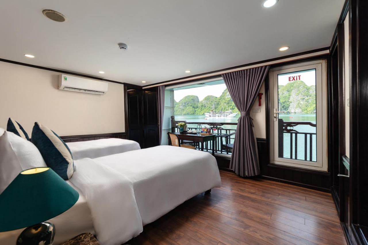 Amanda Cruise Ha Long Bay Hotel Exterior photo