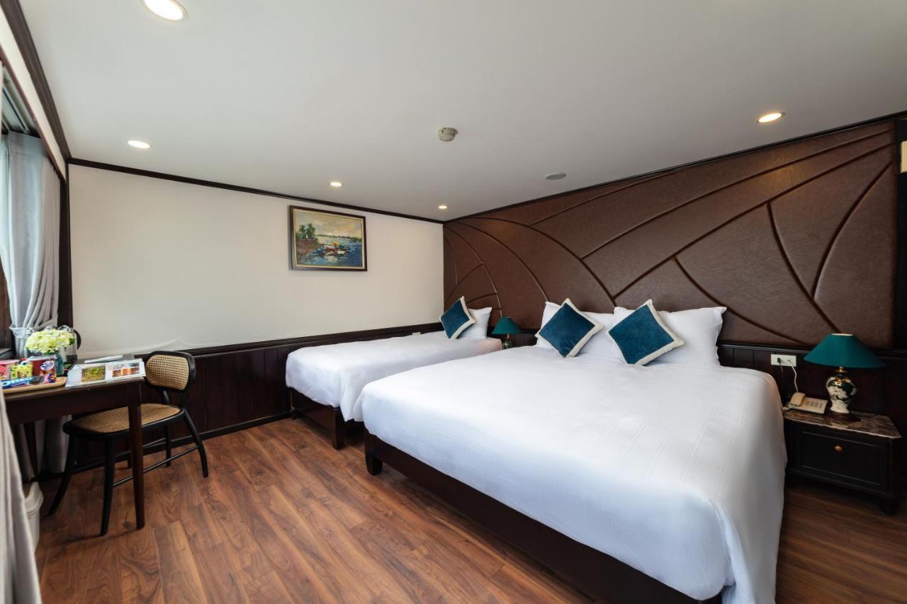Amanda Cruise Ha Long Bay Hotel Exterior photo