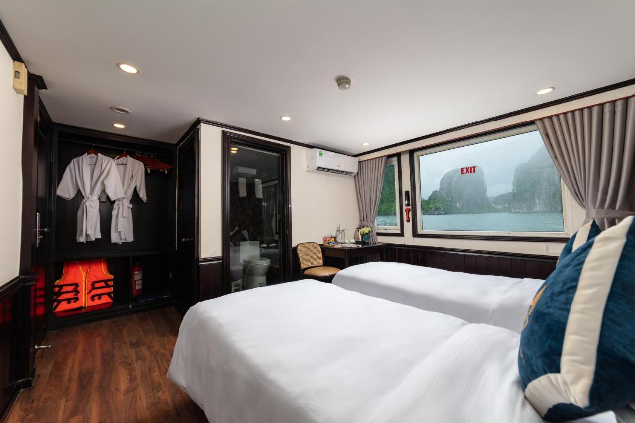 Amanda Cruise Ha Long Bay Hotel Exterior photo