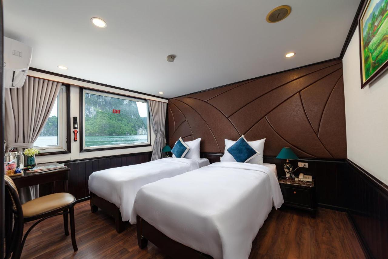 Amanda Cruise Ha Long Bay Hotel Exterior photo